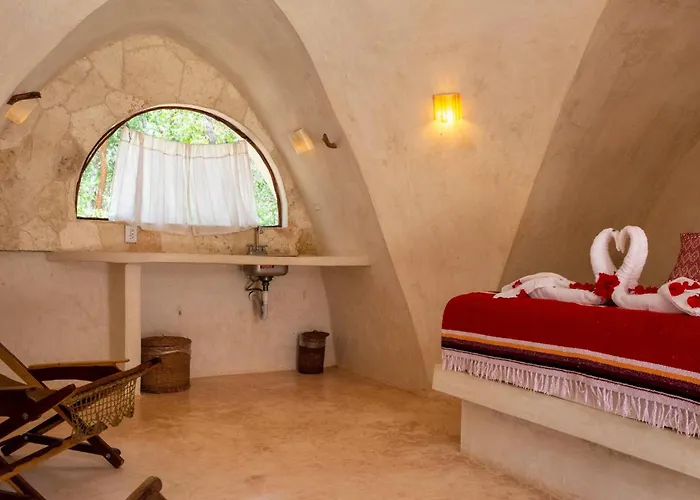 Unique Jungle Dome Ik Lodge